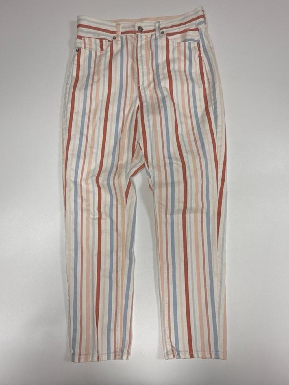 American Eagle High Waisted Striped Mom Jeans Size 8